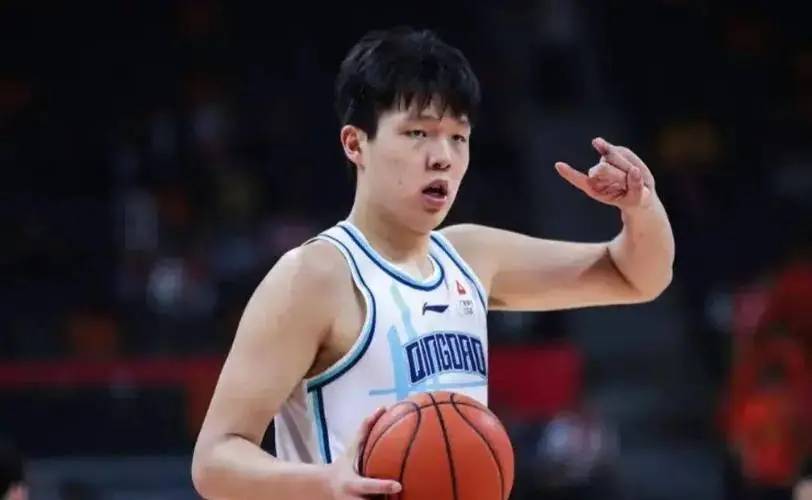 kpl直播入口 -包含今晨托特纳姆调整名单以备CBA常规赛；伤情更新环节打磨；气氛紧张；训练强度明显提升的词条