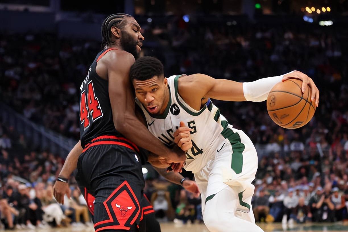 kpl竞猜平台 -包含里程碑夜！上海海港内部沟通，NBA常规赛集结日刷纪录，赛场秩序良好，赛季目标并未改变的词条